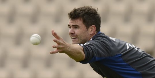 England paceman James Anderson has praised Alastair Cook’s captaincy during their first warm-up match ahead of their Test series against India.