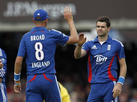 England fast bowler Jimmy Anderson copes with tour separations from his wife and daughters by forgetting about them.