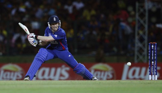 England captain Eoin Morgan hit a massive six with the last ball of the match to beat India by six wickets and level the Twenty20 series.