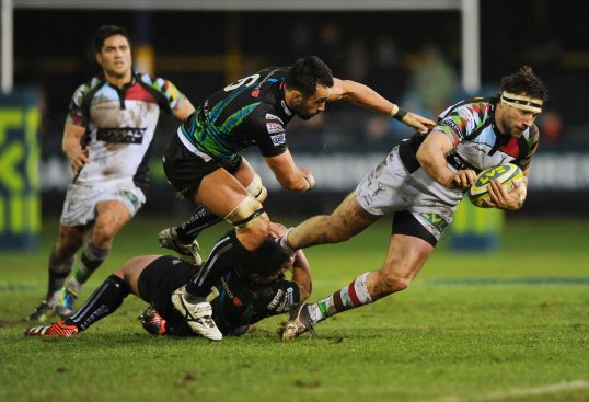 Unbeaten Harlequins booked a home semi-final clash against Bath in the Anglo-Welsh Cup with a 16-12 victory over Ospreys at the Brewery Field.