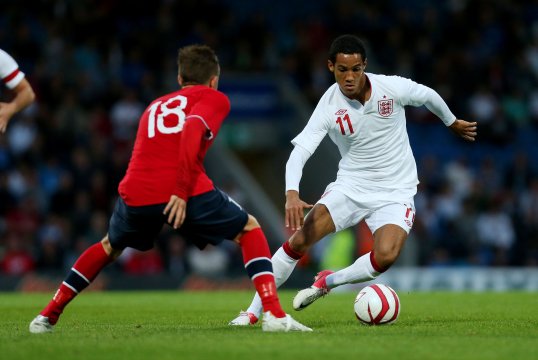 Blackpool legend Jimmy Armfield has backed Tom Ince to win full international honours with England.