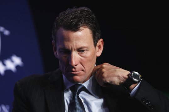 The lawyer for disgraced cyclist Lance Armstrong wants witnesses who accused the 41-year-old of doping to take lie detector tests.