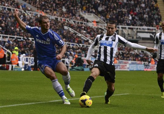 Arsenal boss Arsene Wenger is ready to launch a fresh bid for Newcastle United's Yohan Cabaye in the January transfer window.