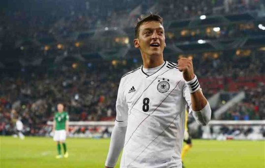 Real Madrid president Florentino Perez has claimed the Spanish club wanted to keep Mesut Ozil before he joined Arsenal on transfer deadline day.