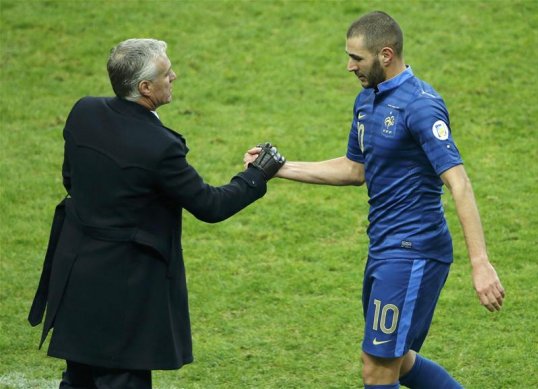 Arsenal boss Arsene Wenger will not be bidding for Real Madrid striker Karim Benzema in January, according to reports.