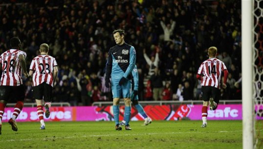 Former Arsenal defender Sebastien Squillaci says he does not blame manager Arsene Wenger for his disappointing spell in north London.