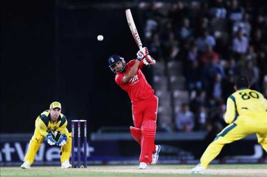 Australia beat England in the first Twenty20 international of the summer at Southampton on Thursday night.