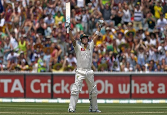 Australia lead Sri Lanka by 284 runs with two wickets