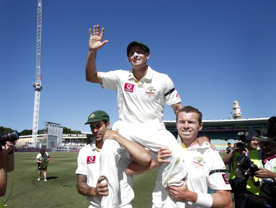 Australia completed a series whitewash over Sri Lanka with a five wicket victory in the final test in Sydney.