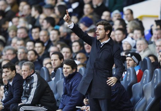 Tottenham Hotspur boss André Villas-Boas has likened his side’s match against Olympic Lyonnais in the Europa League to a Champions League tie.