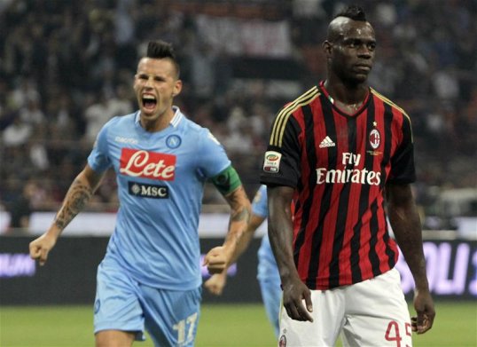 Napoli maintained their flying start to the Serie A season with a 2-1 away victory to AC Milan on Sunday evening.