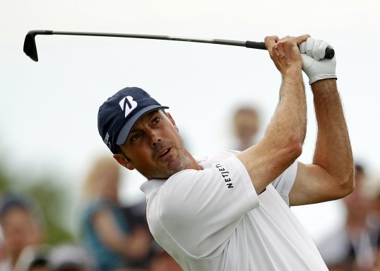 Matt Kuchar had a one-stroke lead when the second round of The Barclays was halted due to bad light on Friday.