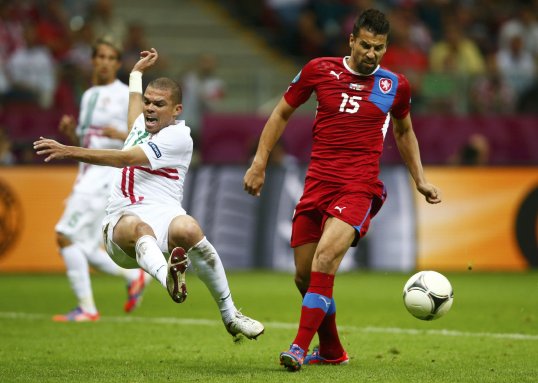 Ex-Liverpool striker Milan Baroš has paid the wage bill at one of his former clubs.