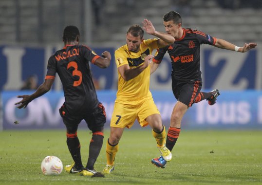 Joey Barton, currently on loan to Marseille from Queens Park Rangers, has made another controversial challenge - this time during a friendly.