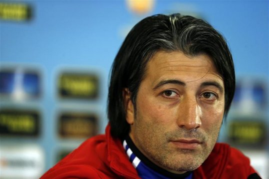 FC Basel manager Murat Yakin has not ruled out the possibility of his side beating Chelsea at Stamford Bridge on Thursday and making the Europa League final.