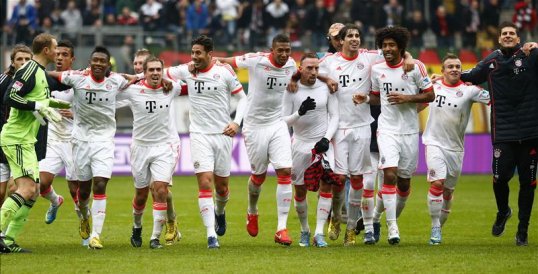 The German football league (DFL) has announced that it will officially present the Bundesliga championship plate to Bayern Munich on 11 May.