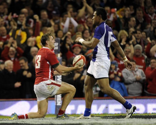 Wales centre Ashley Beck looks set to miss the Six Nations with an ankle injury.