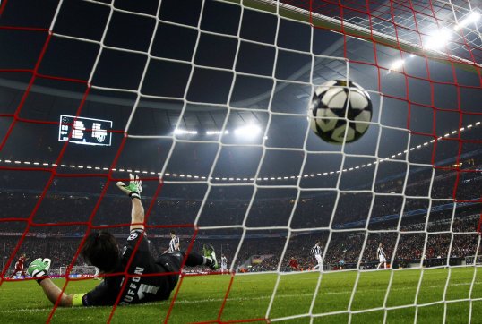 Bayern Munich honorary president Franz Beckenbauer has joked Juventus goalkeeper Gianluigi Buffon “looked like a pensioner” during the German’s 2-0 victory over the Italian giants on Tuesday.