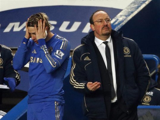 Chelsea interim manager Rafa Benítez claims Fernando Torres will soon emerge from his goal drought after once again firing blanks against Sparta Prague.