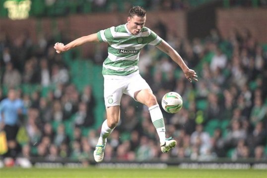 Celtic winger Derk Boerrigter says the home supporters can urge their team on to victory over Barcelona in their Champions League game on Tuesday night.
