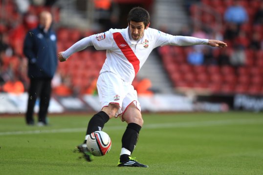 Bolton Wanders have signed Southampton defender Danny Butterfield on loan until the end of the season