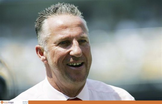 Legendary all rounder Ian Botham has predicted a heavy win for England against Australia in the forthcoming series.