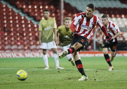 Brentford have extended the loan stay of Fulham striker Marcello Trotta until the end of the season.