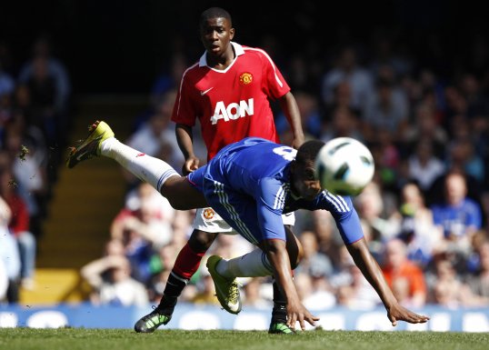 Brighton and Hove Albion have signed former Chelsea youngster Rohan Ince.
