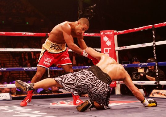 Kell Brook wants to finish the career of Amir Khan as the two British boxers are being lined up for a big money fight in the near future.