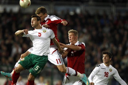 Bulgaria and Hungary’s football associations have lost appeals against Fifa’s decision to make them play their next home World Cup qualifiers behind closed doors.