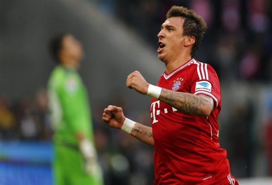 Bayern Munich came from behind to beat Hoffenheim at the Rhein-Neckar Arena and mark their 36th consecutive league game without defeat – equalling a 30-year-old record.
