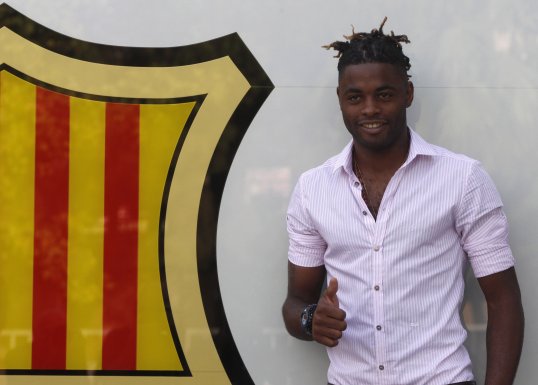 Barcelona midfielder Alex Song has said that Arsenal FC manager Arsene Wenger helped him adjust to life in England when he arrived in north London seven years ago.