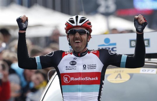 RadioShack-Leopard rider Fabian Cancellara has won the one day classic Tour of Flanders for the second time.