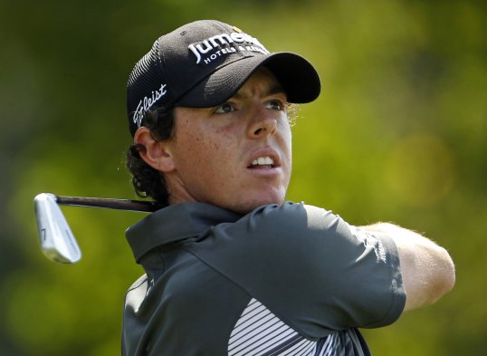 World number one Rory McIlroy has blamed a painful wisdom tooth for his shock withdrawal from the Honda Classic in Palm Beach County