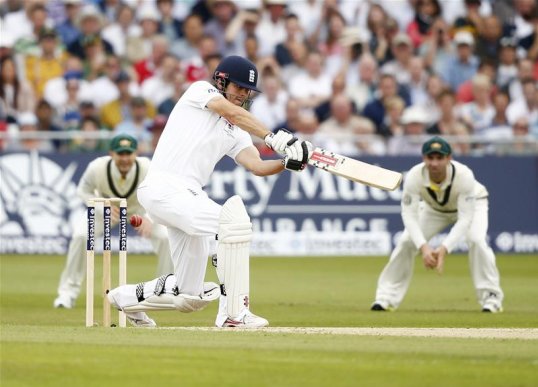 Alastair Cook has been dismissed early on in the first Ashes test by Australian bowler James Pattinson.