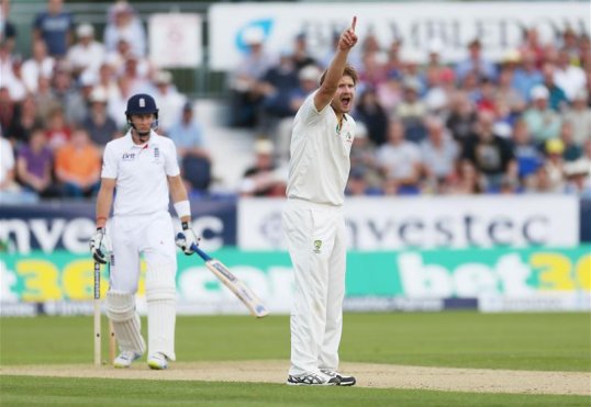 England have lost one wicket in the morning session of the fourth Ashes Test against Australia at Durham.
