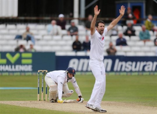 Graham Onions is a strong contender to get an England call-up for the first Ashes Test when the 13-man squad is named on Wednesday.