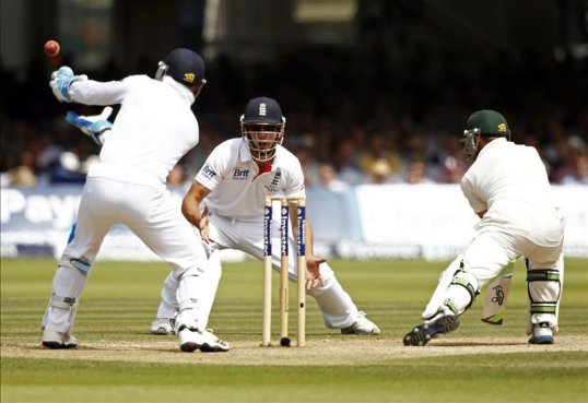Chris Rogers is hoping that Australia can invoke the motto of former opening batsman Justin Langer in the remaining Ashes Tests.