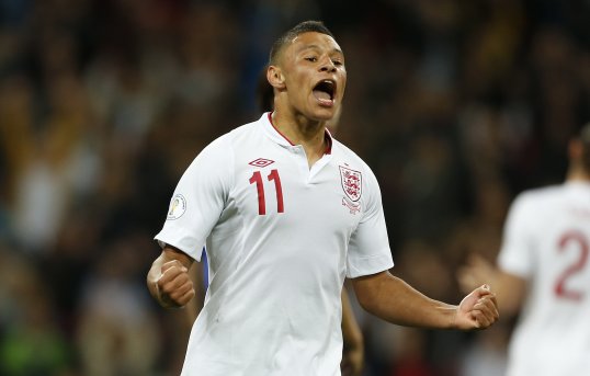 Arsenal youngster Alex Oxlade-Chamberlain believes that he can be a star among an emerging line of talent who can again win a trophy for England.