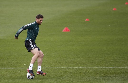 Real Madrid boss Carlo Ancelotti has confirmed Chelsea and Liverpool target Xabi Alonso will make his first start for over five months against Rayo Vallecano this weekend.