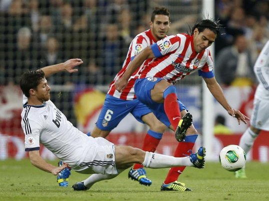 Chelsea are reportedly preparing to bring Real Midfield midfielder Xabi Alonso to Stamford Bridge on a free transfer.