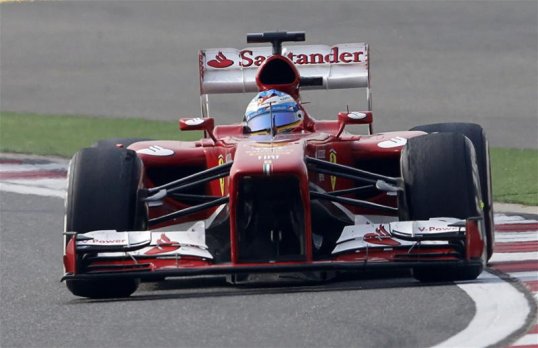 Ferrari’s Fernando Alonso was leading the Chinese Grand Prix after the 33rd lap in Shanghai with Lewis Hamilton in second and Kimi Räikkönen in third.