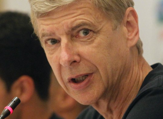 Arsenal boss Arsene Wenger has named a strong side for Tuesday’s Champions League play-off second leg against Fenerbahce.