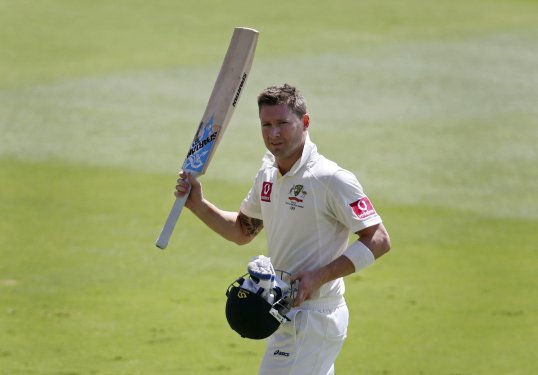 Australia captain Michael Clarke is battling for fitness ahead of the Boxing Day Test against Sri Lanka.