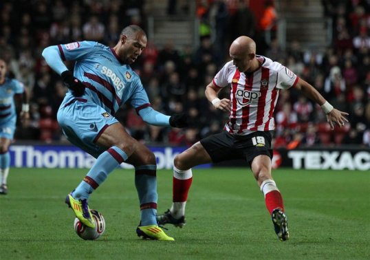 Ex-West Ham United and Aston Villa striker John Carew has revealed why Inter Milan decided to cancel his trial at the San Siro.