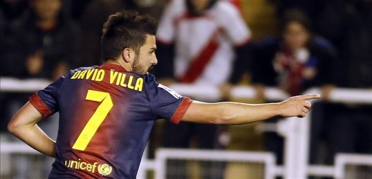 David Villa’s potential deadline switch to a Premier League club could be scuppered by the arrival of his son.