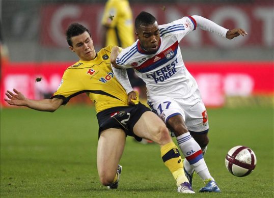 FC Sochaux-Montbéliard defender Sébastien Corchia has revealed that he is keen on a move to a bigger club in the summer.