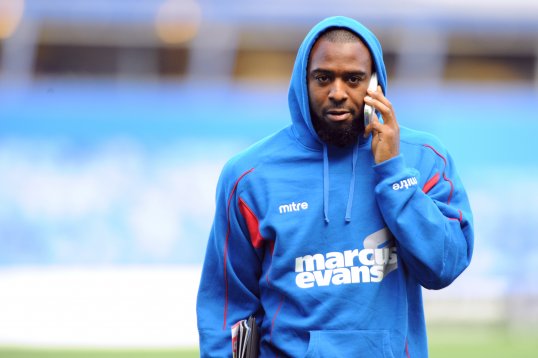 Crewe Alexandra have snapped up former Wigan Athletic striker Nathan Ellington on a deal until the end of the season following a successful trial.