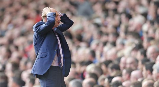 Crystal Palace manager Ian Holloway says he cannot understand Anthony Taylor's decision to award Liverpool a penalty in their encounter.