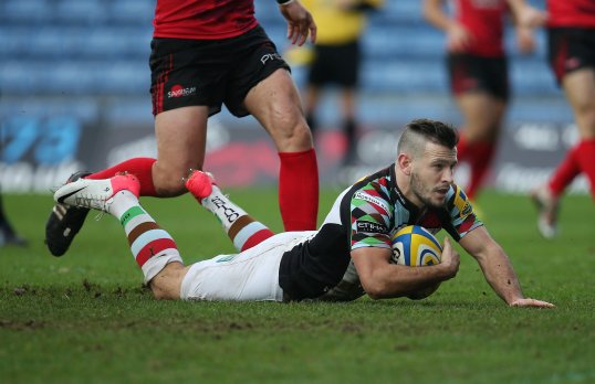 Former England captain Lawrence Dallaglio has praised Harlequins scrum-half Danny care and backed to earn the number nine shirt permanently.